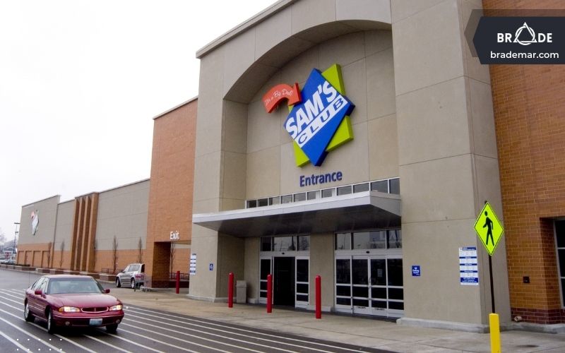 Sam’s Club của Walmart là một chuỗi Warehouse Club điển hình
