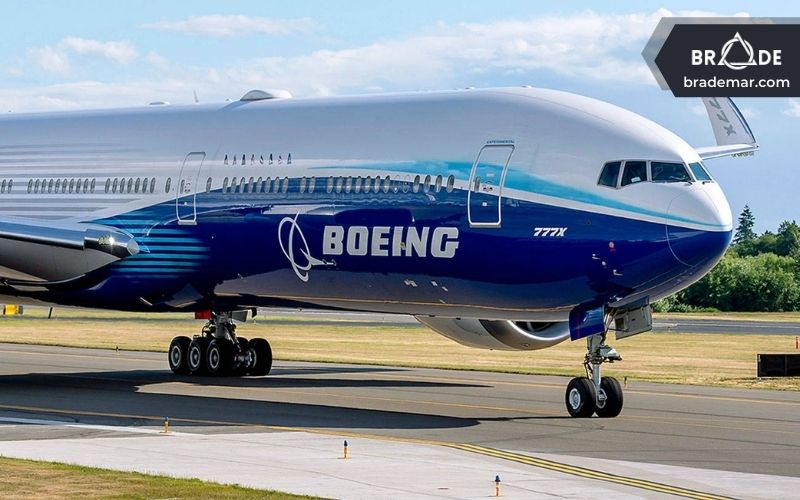 Tháng 5 năm 2020, Boeing đã cắt giảm hơn 12,000 việc làm do lượng du lịch hàng không giảm trong đại dịch COVID-19