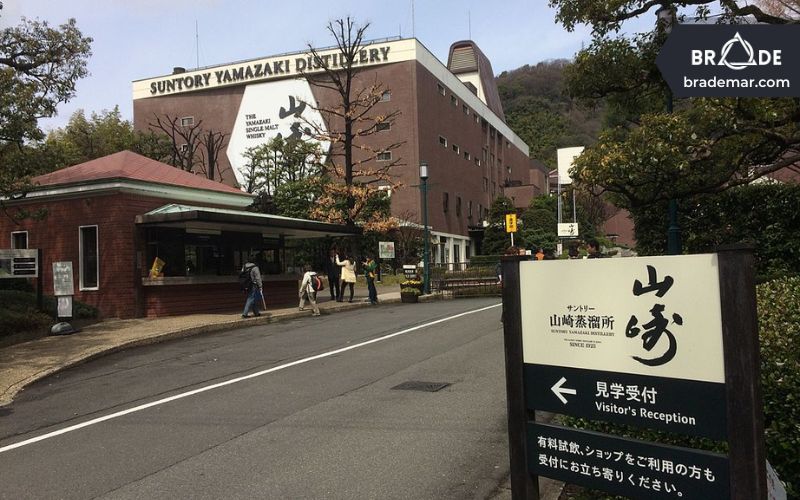 Nhà máy chưng cất rượu whisky mạch nha đầu tiên của Nhật Bản, Yamazaki Distillery