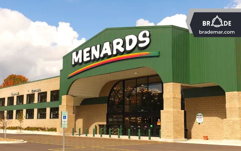 Đối thủ cạnh tranh của The Home Depot bao gồm Menards